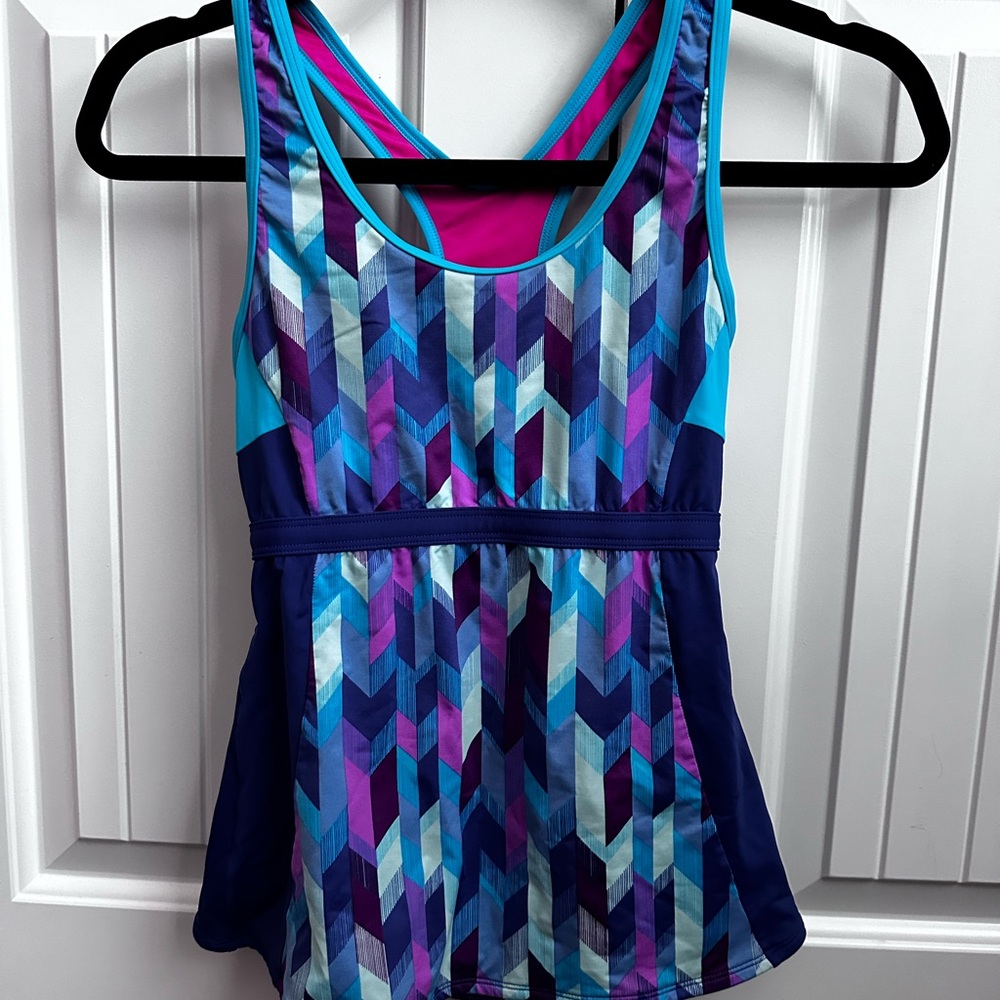 L.L. Bean Vibrant Pink and Blue tankini top M
